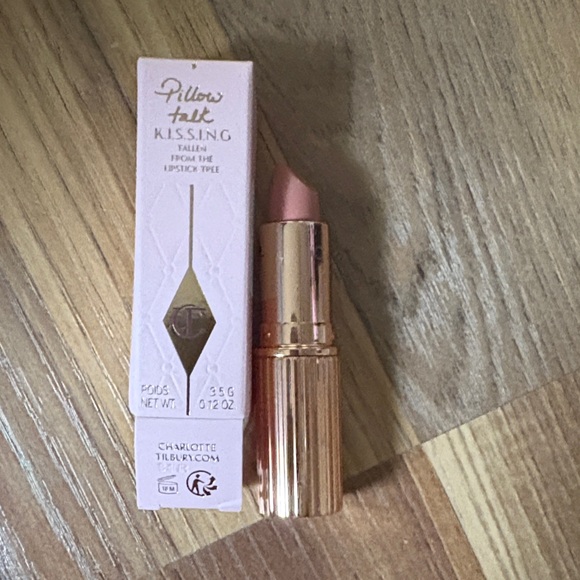Charlotte Tilbury K.I.S.S.I.N.G Lipstick - pillow talk - Picture 1 of 1